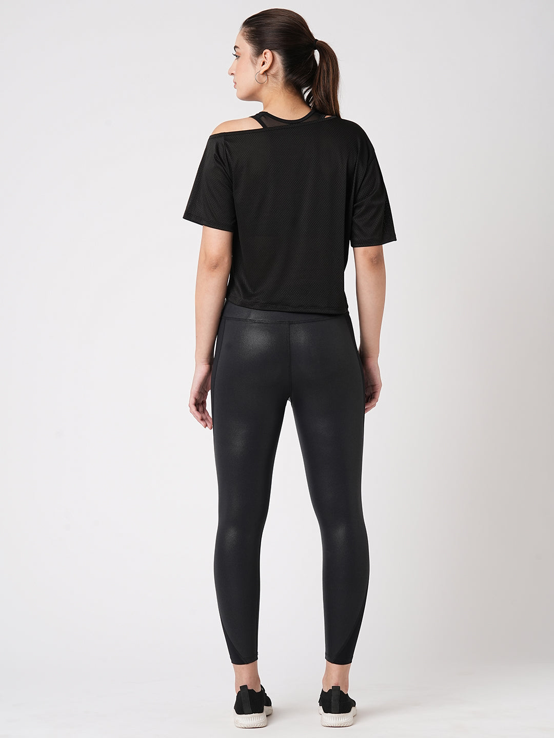 Carbon Black Off-Shoulder Tee BODD ACTIVE